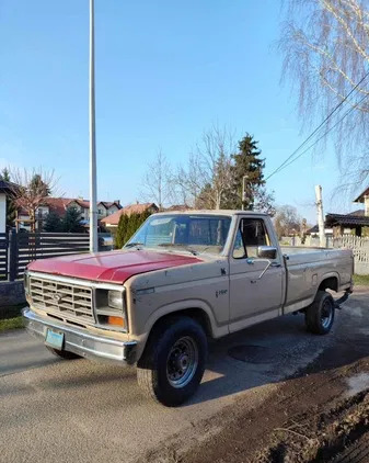 ford Ford F250 cena 28000 przebieg: 60000, rok produkcji 1985 z Rzeszów